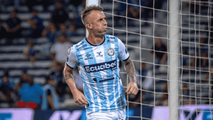 Guayaquil City derrotó 3-1 a Emelec en la fecha 9 de la LigaPro 2026 y sube al quinto lugar, mientras el cuadro azul sigue en la parte baja.