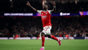 Con tanto de Bukayo Saka y Piero Hincapié sumando minutos como suplente, Arsenal superó al Atlético de Madrid por las semifinales de Champions League.