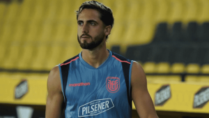 Leonardo Campana confirmó que no jugará el Mundial 2026 debido a una lesión persistente.