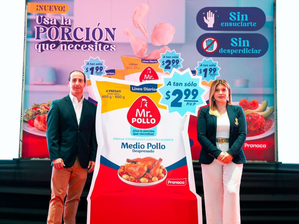 Diego Behar, Gerente Comercial del Negocio de Aves, María Elisa Valenzuela, Gerente de Marcas Aves y Cerdos.