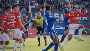 Emelec quedó eliminado de la Copa Ecuador 2026 luego de perder 10-9 en penales frente a Daquilema FC en el Estadio Olímpico de Riobamba.
