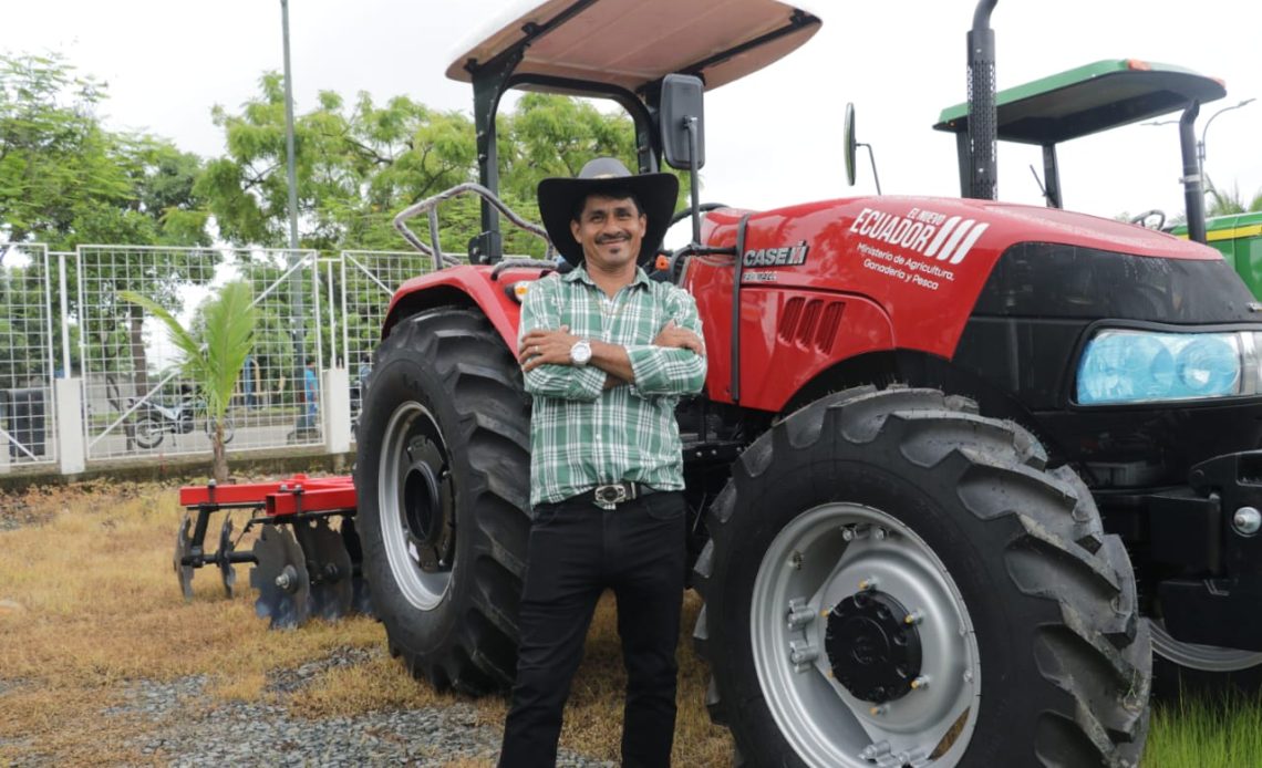 El Gobierno invierte cerca de USD 20 millones en tractores agrícolas para beneficiar a productores y modernizar el campo ecuatoriano.