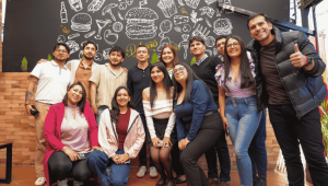 Pichincha reunió a jóvenes beneficiarios de Encuentra Empleo junto al presidente Daniel Noboa para fortalecer la vinculación laboral y ampliar oportunidades de trabajo formal.