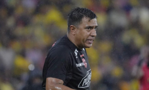 El entrenador relató momentos de terror en los exteriores del recinto