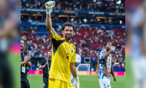 la historia de Josimar José Évora Dias, nombre de nacimiento del golero, destaca por su perseverancia en el fútbol profesional.