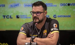 El nuevo timonel amarillo lideró su primera jornada de entrenamientos, tomando las riendas del grupo