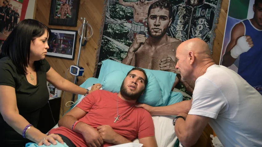 Como consecuencia de las lesiones, el joven boxeador permaneció varios meses en coma y posteriormente requirió asistencia médica permanente