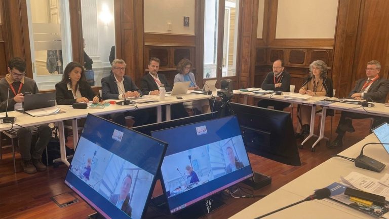 esta cumbre internacional reúne a las principales autoridades del área para promover acciones conjuntas frente a los continuos avances del entorno digital.